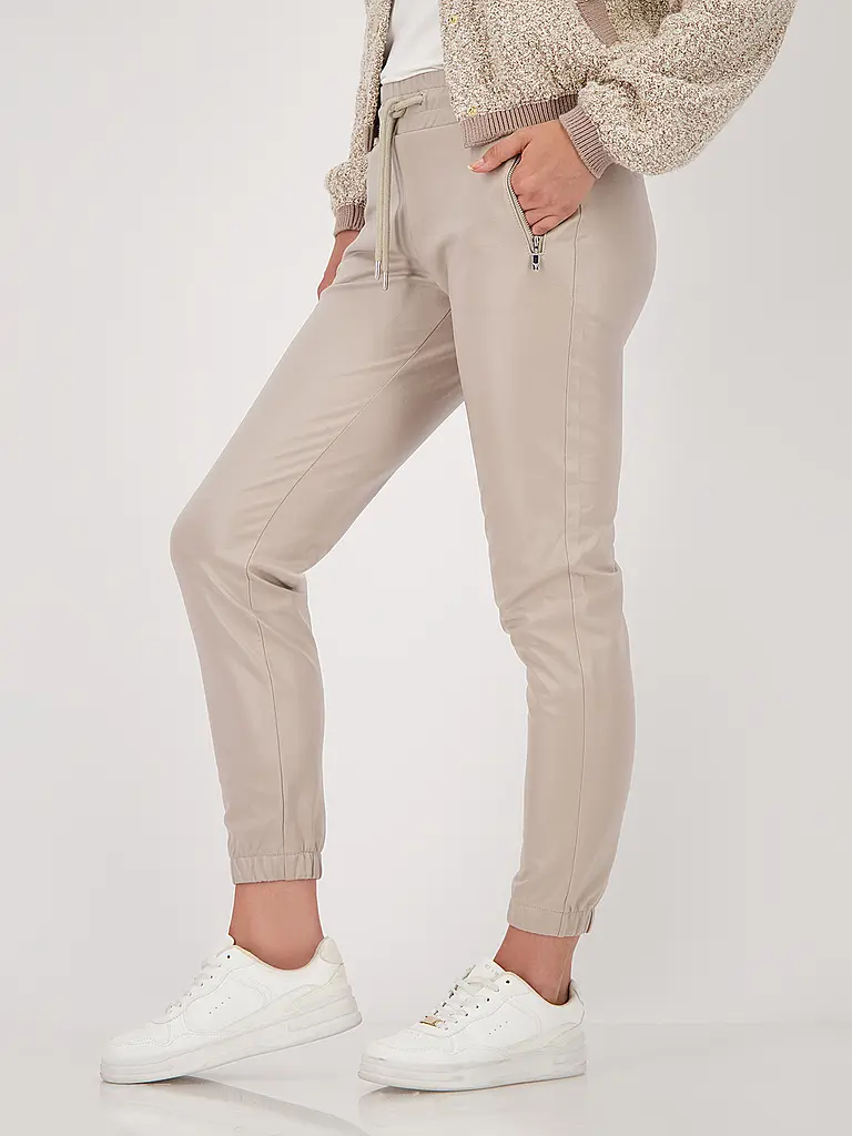 MONARI | Hose in Lederoptik | 