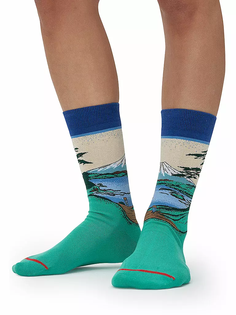 MUSEARTA | Damen Socken MOUNT FUJI - HOKUSAI green-multi (36-40) | grün