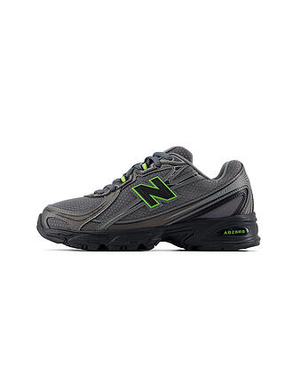 NEW BALANCE | Kinder Sneaker 2002