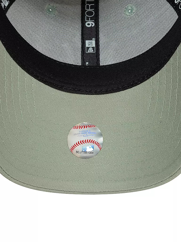 NEW ERA | Kappe METALLIC LOGO 9FORTY NEYYAN | hellgrün