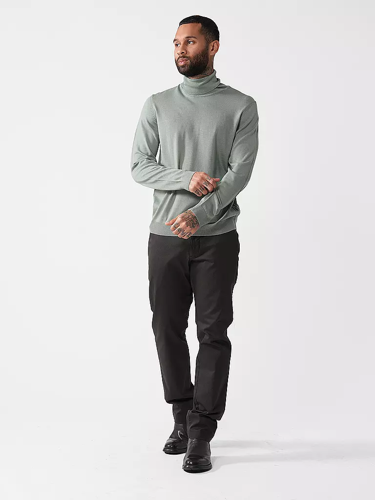 NN.07 | Chino THEO  | olive