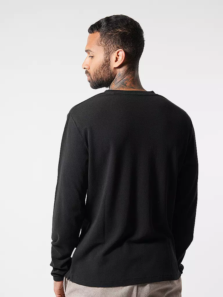 NN.07 | Langarmshirt CLIVE | olive