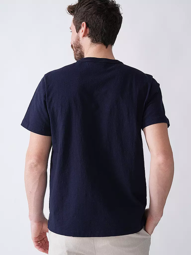 NUDIE JEANS | T-Shirt ROY | dunkelblau