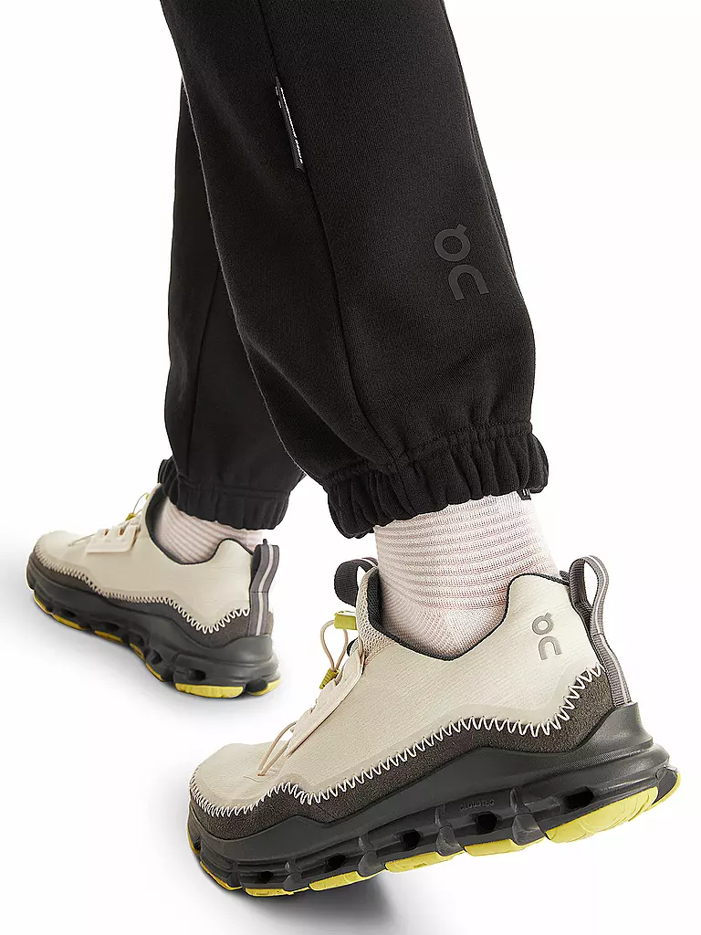ON | Jogginghose  | schwarz