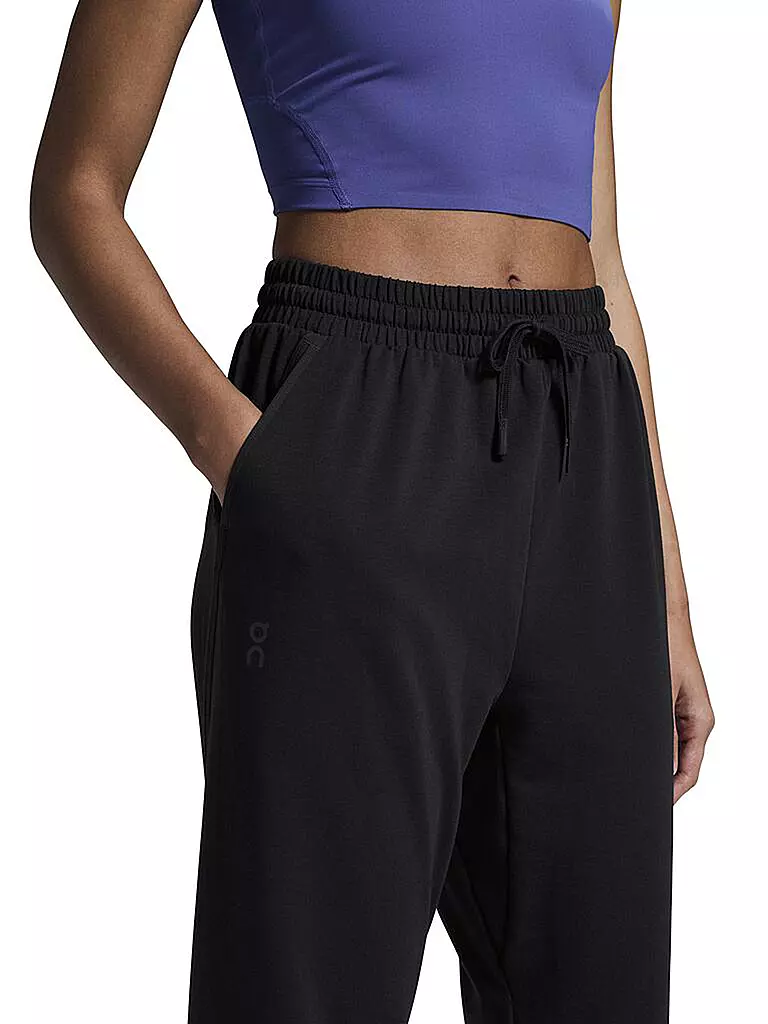 ON | Jogginghose | schwarz