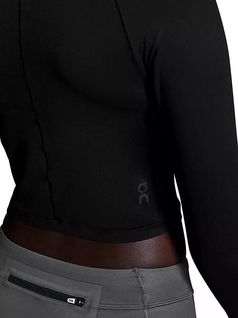 ON | Langarmshirt Cropped Fit | schwarz