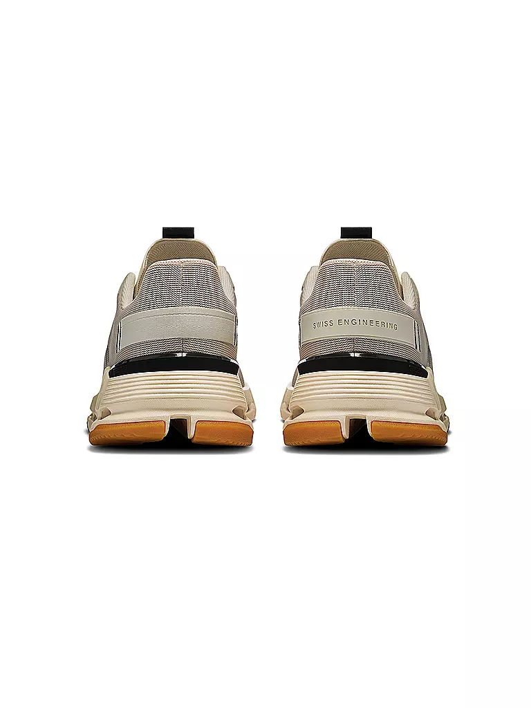 ON | Sneaker CLOUDNOVA FORM 2 | schwarz
