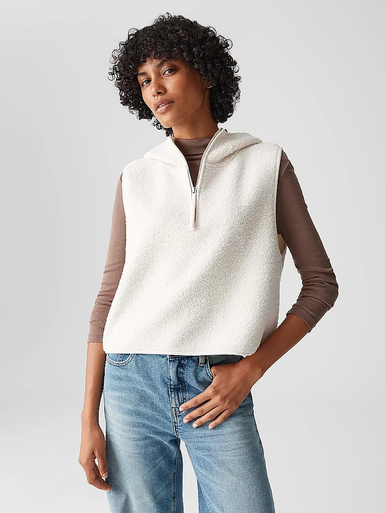 OPUS | Cape - Poncho AKAPU |