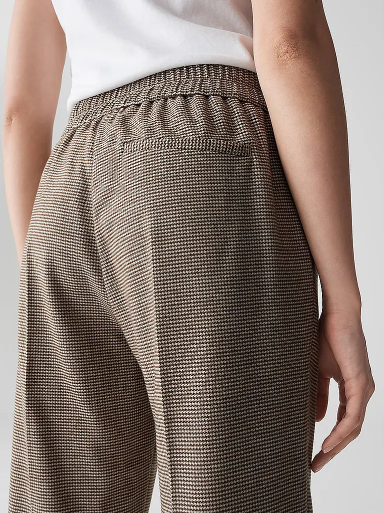 OPUS | Hose Jogging Fit MAIKITO PEPITA | Hellbraun