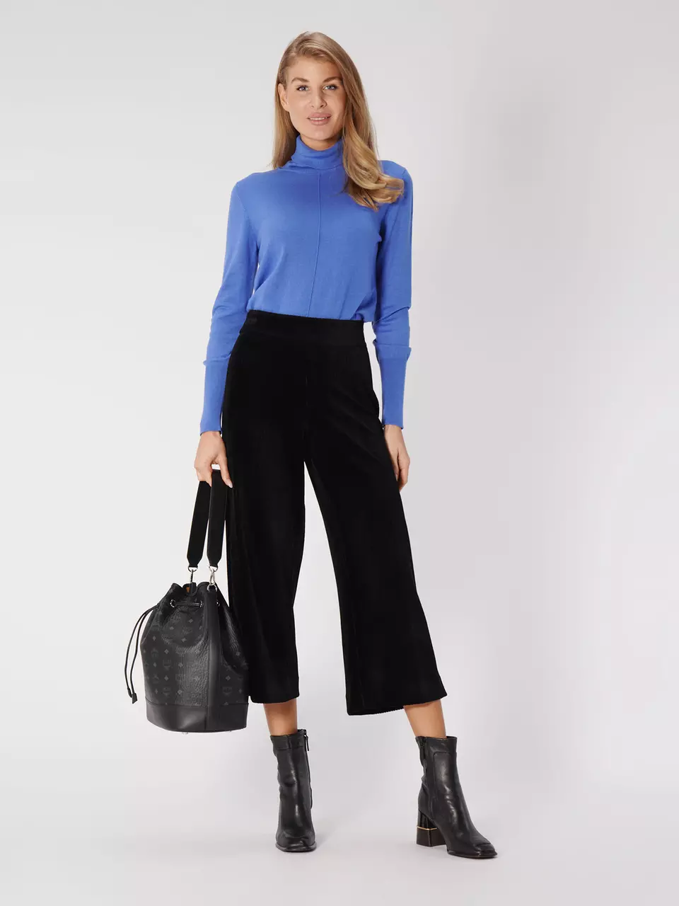 mode-styles-8b3d0828f05742fd38d25659dadd295d