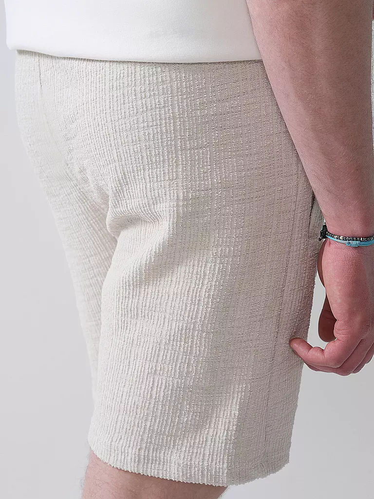 PEGADOR | Shorts | creme