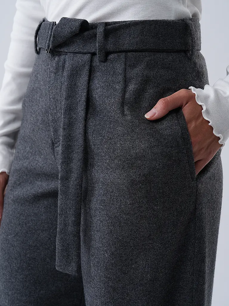 PNTS | Businesshose 14_THE GENT | 