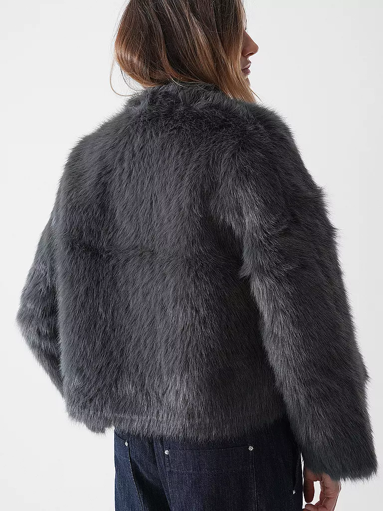 PRIDE TO BE | Jacke in Felloptik DANJA | grau