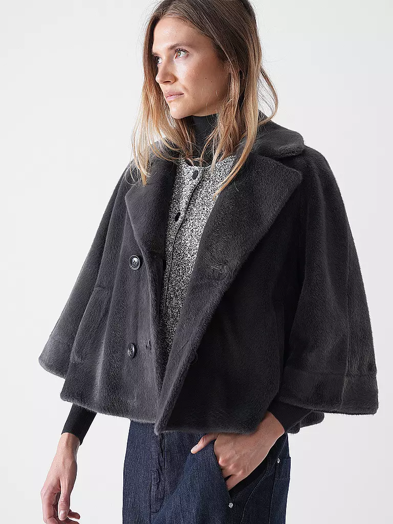 PRIDE TO BE | Jacke in Felloptik DOLORES | grau