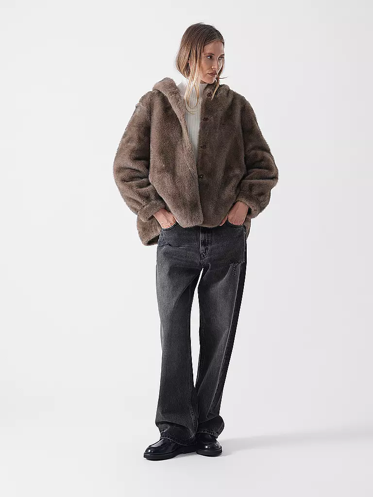 PRIDE TO BE | Jacke in Felloptik HOVY | braun