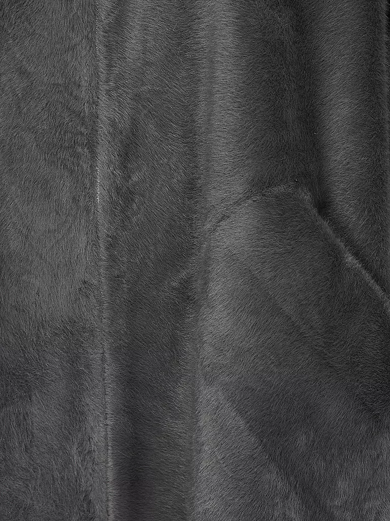 PRIDE TO BE | Mantel in Felloptik ELLEN | grau