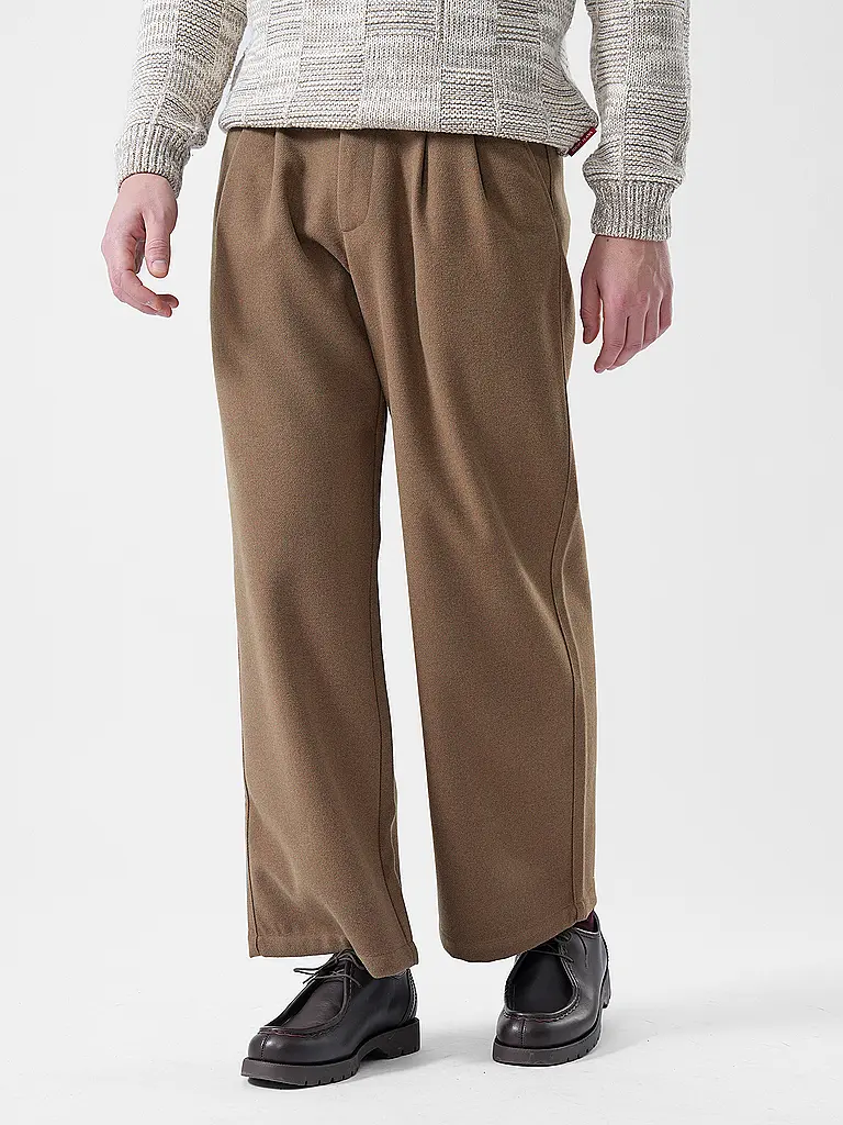 PROHIBITED | Hose DOUBLE PLEATED CLUB PANTS | Camel