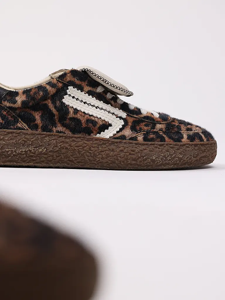 PURAAI | Sneakers 4.05 POLLY TAB | Braun