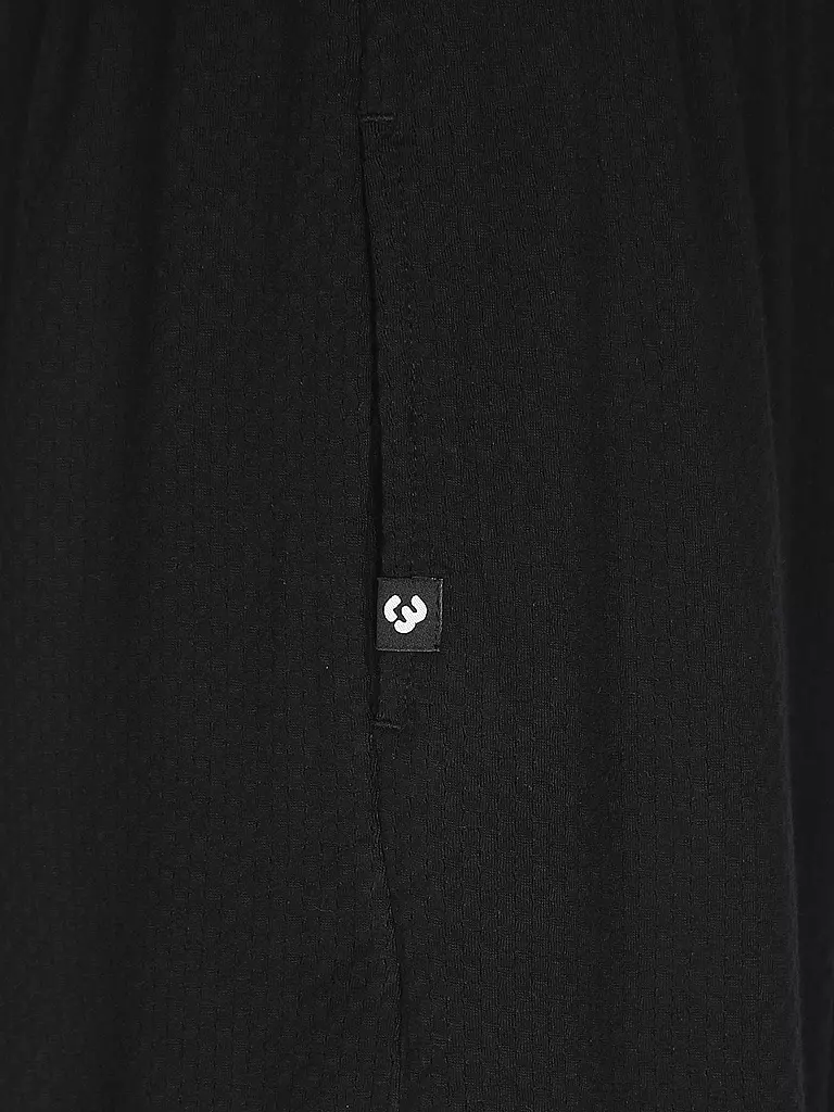 RAGWEAR | Shorts ANIKO | schwarz