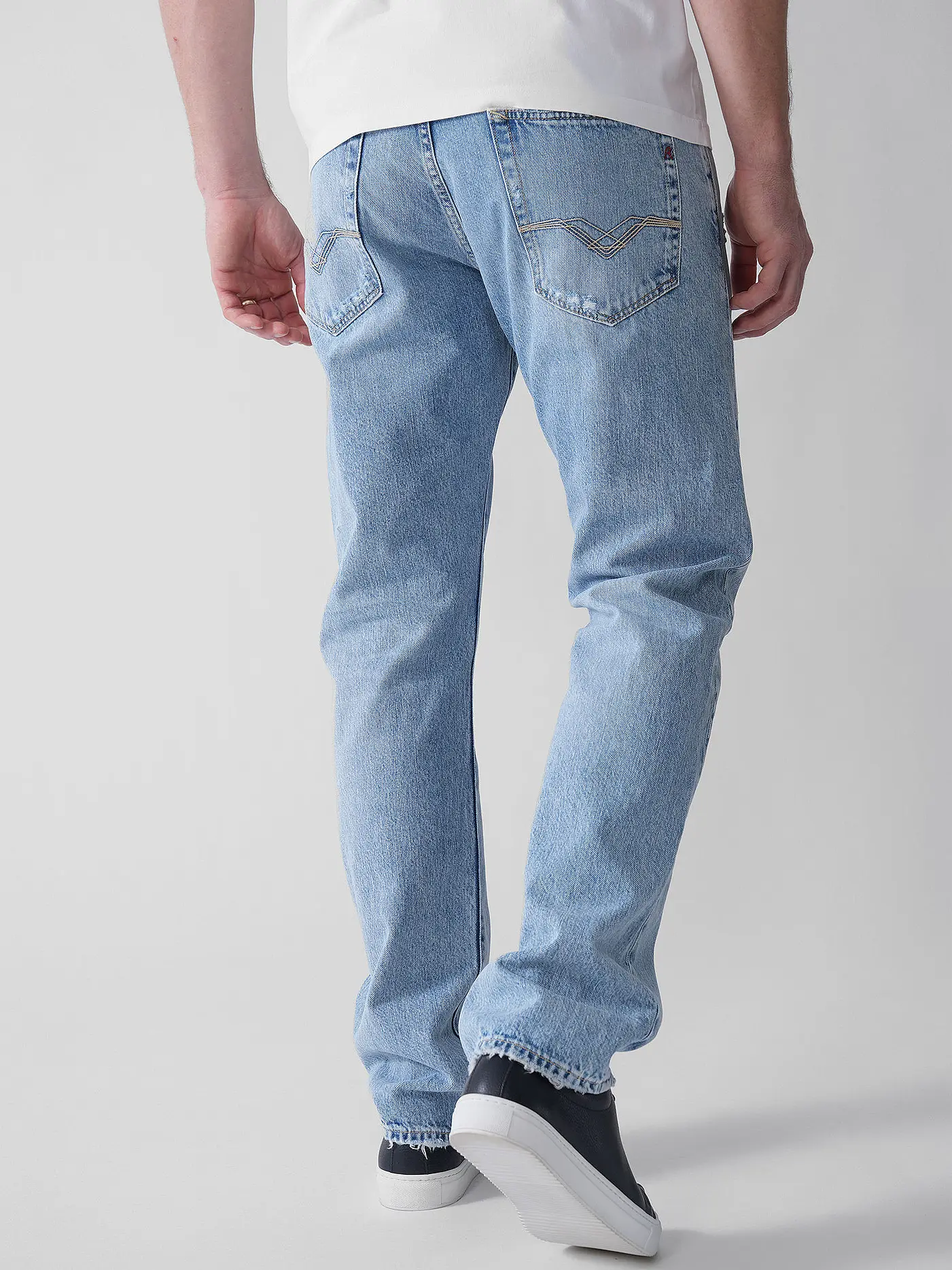 REPLAY | Jeans Tapered Fit DERICK  | hellblau