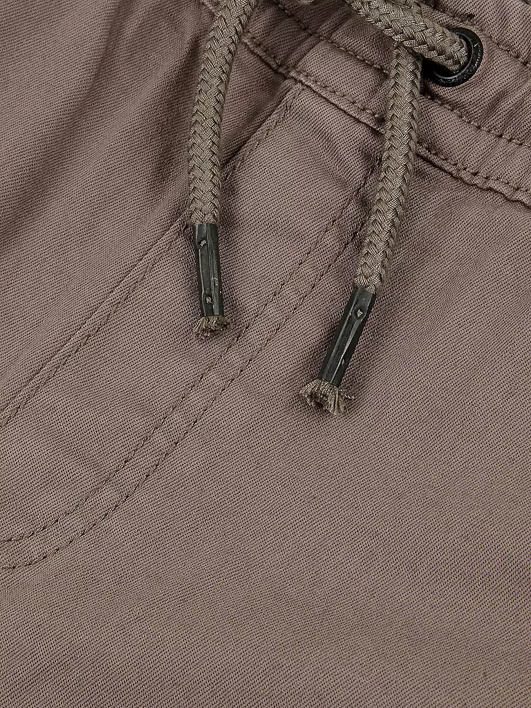 REVIEW | Hose  | 