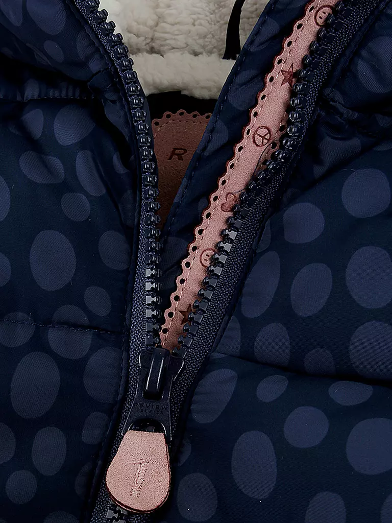 REVIEW | Jacke  | 