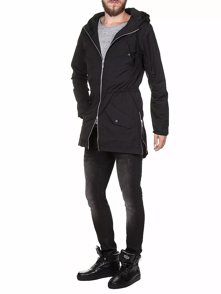 REVIEW | Parka | schwarz