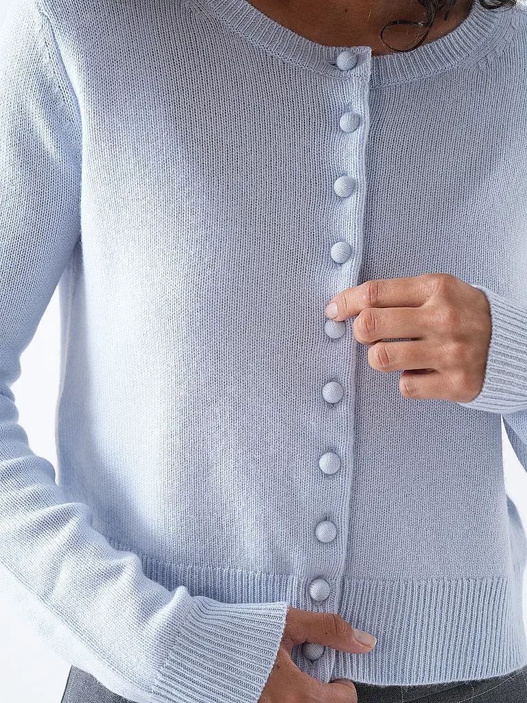 RIANI | Strickjacke | hellblau