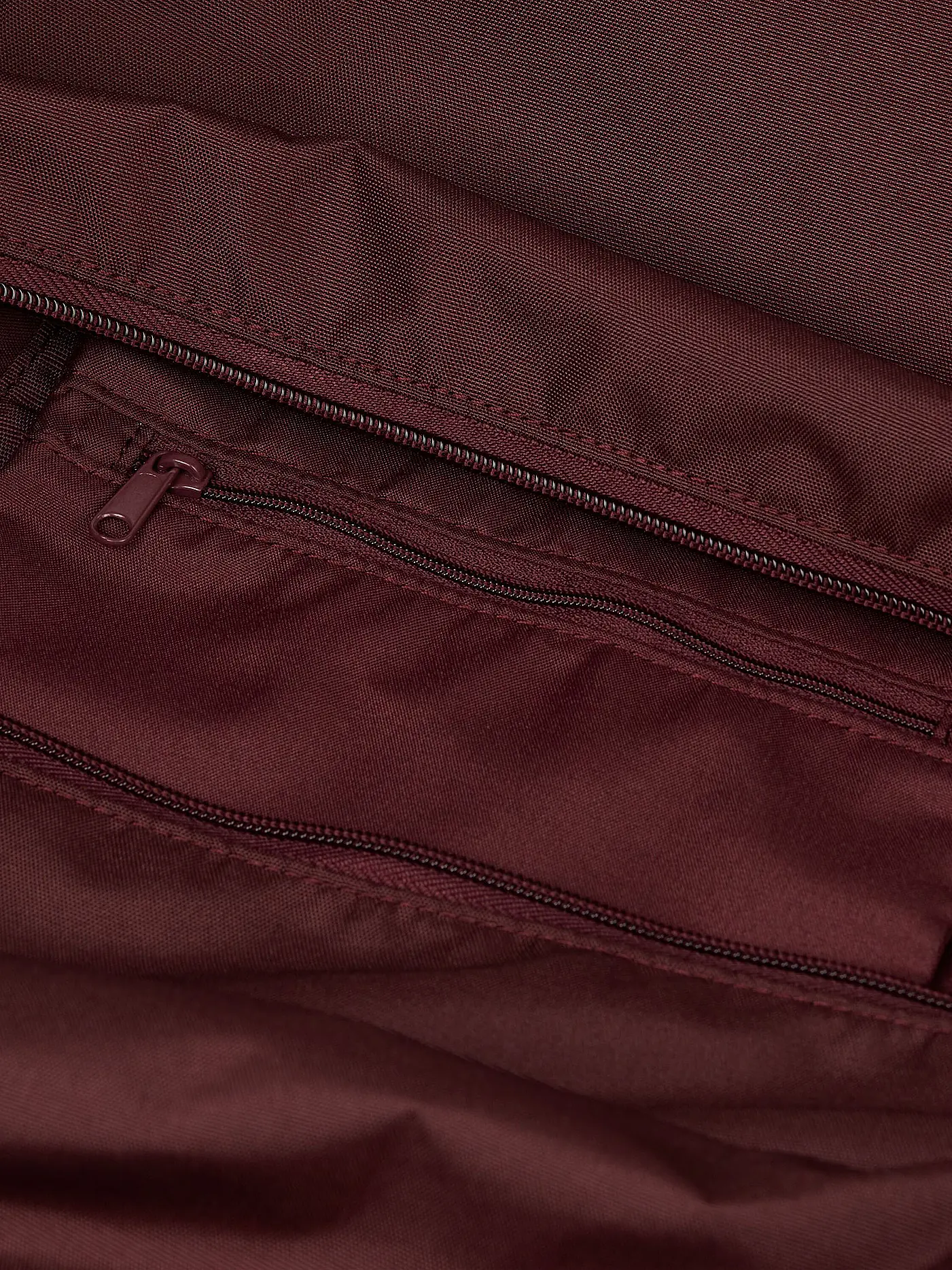 SATCH | Sporttasche - Nordic Ruby | beere
