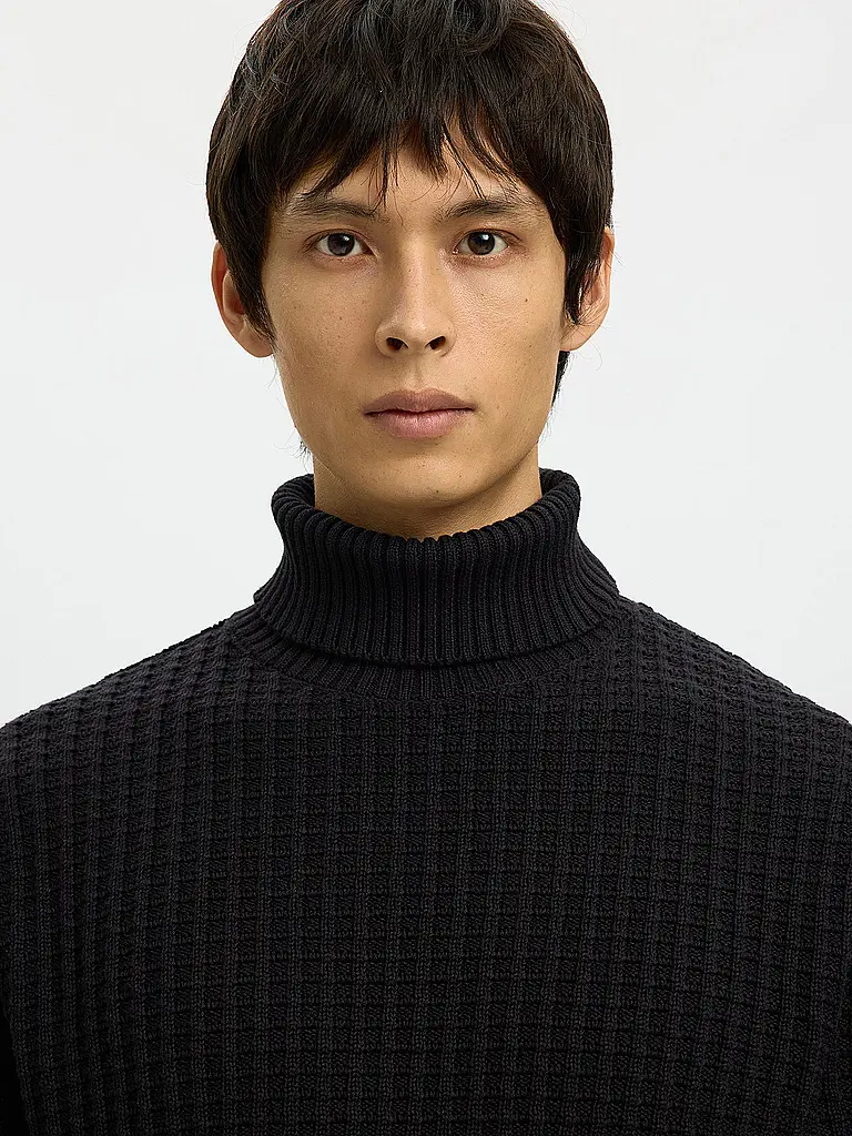 SELECTED | Rollkragenpullover SLHTOM | schwarz
