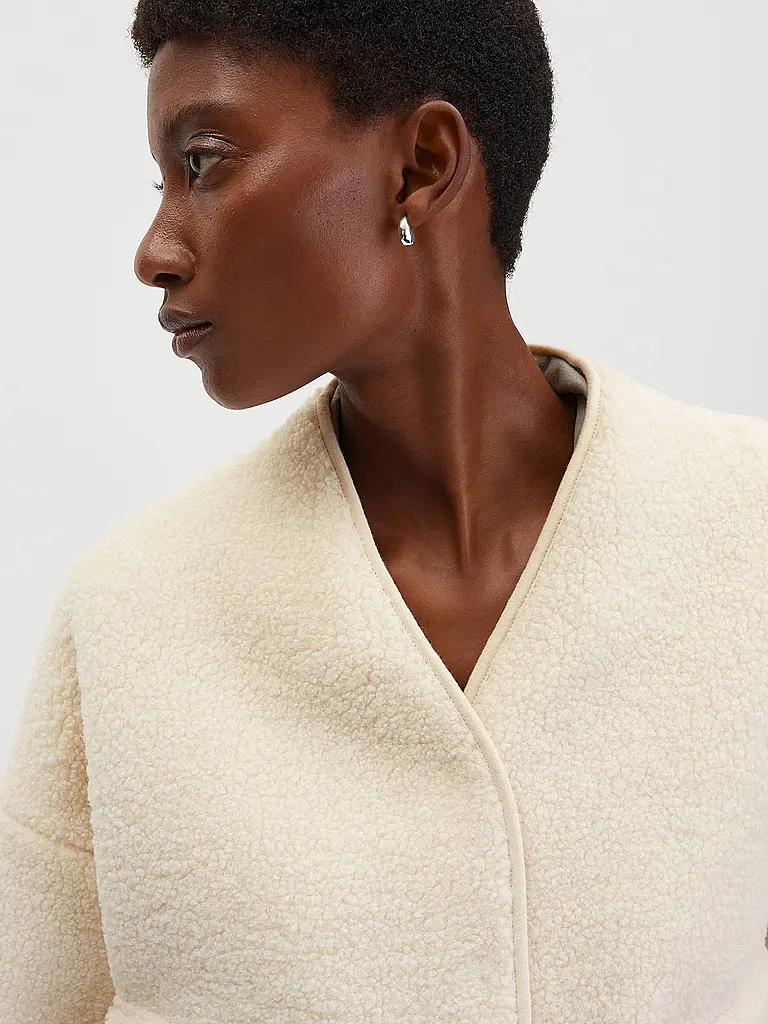 SOMEDAY | Jäckchen in Felloptik UTEDDY DETAIL | creme
