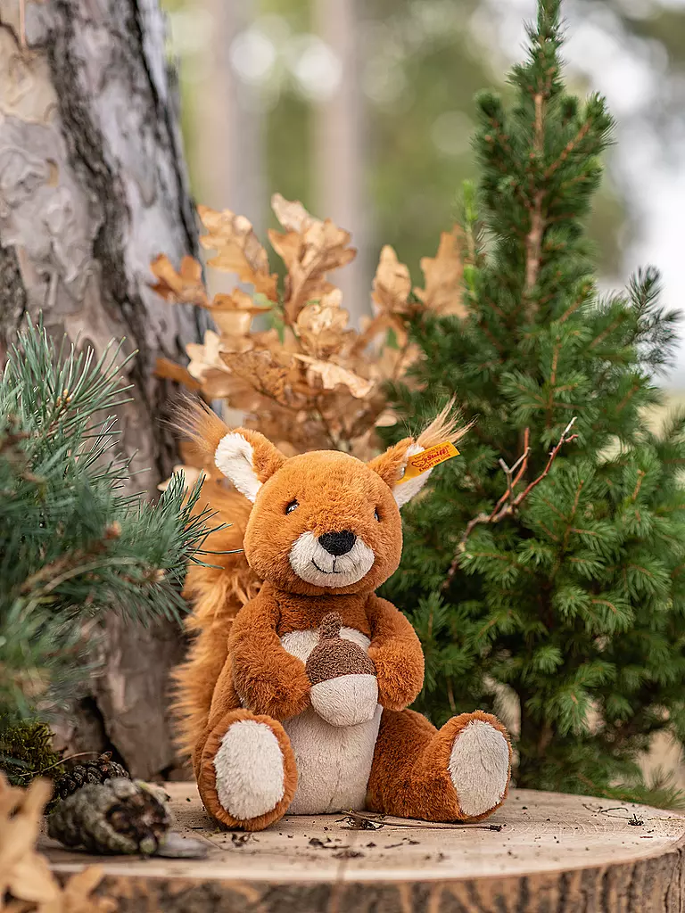 STEIFF | Soft Cuddly Fr. Phil Einhoernchen | hellblau