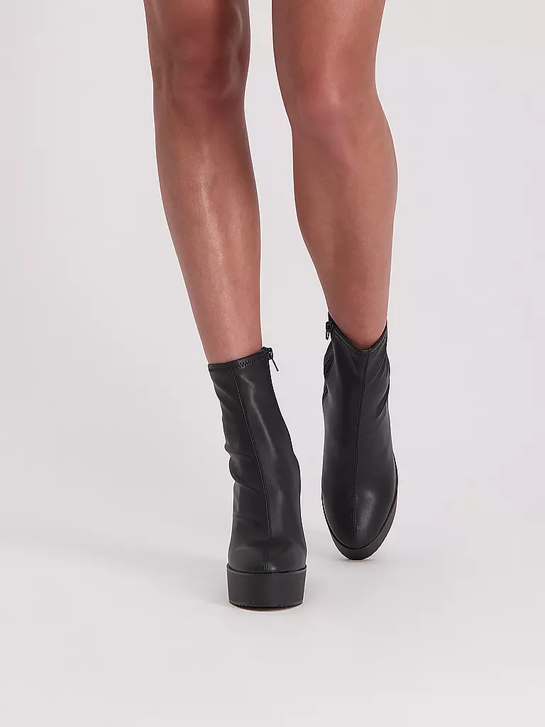 STEVE MADDEN | Stiefelette JASSY | schwarz