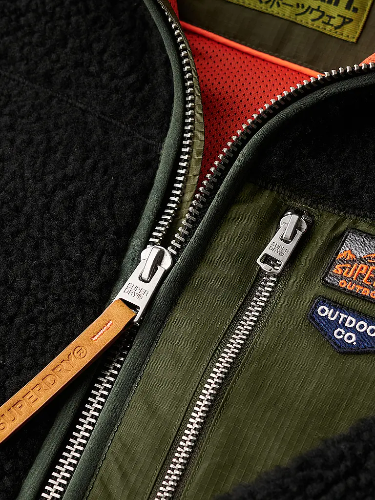 SUPERDRY | Fleecejacke | schwarz