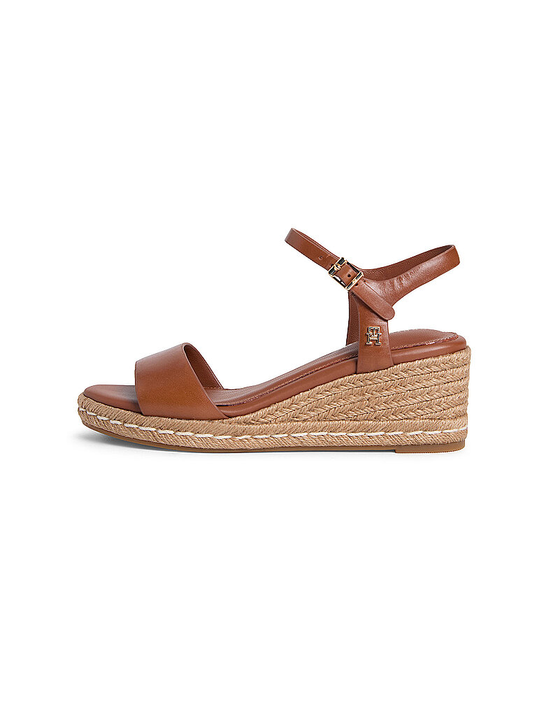 TOMMY HILFIGER Sandalen camel | 41