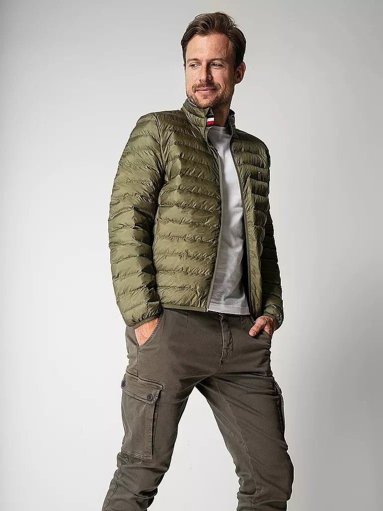 TOMMY HILFIGER | Leichtsteppjacke  | olive