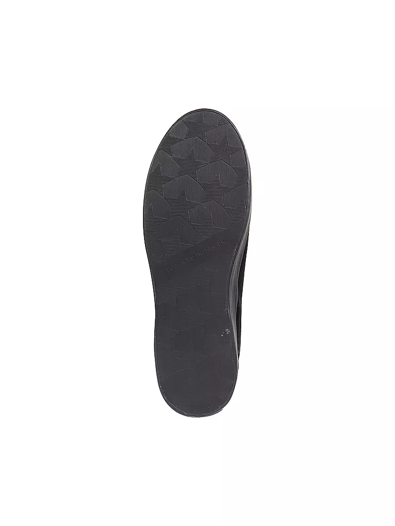 TOMMY HILFIGER | Samt-Sneaker "Jupiter" | schwarz