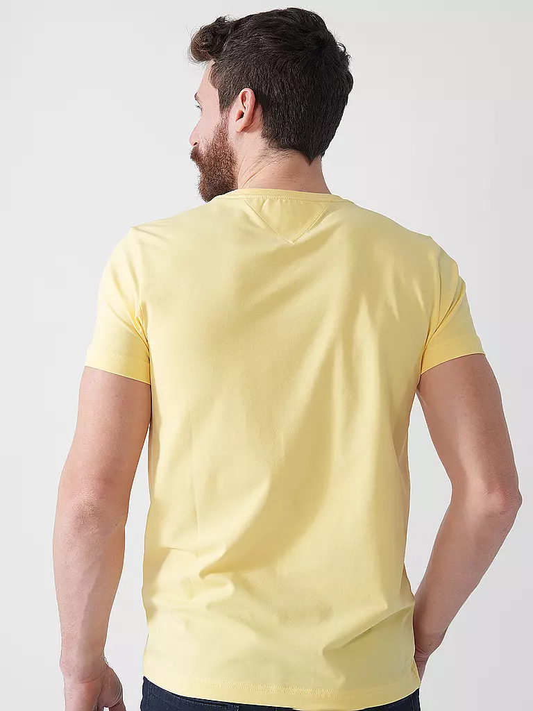 TOMMY HILFIGER | T-Shirt Slim Fit | gelb