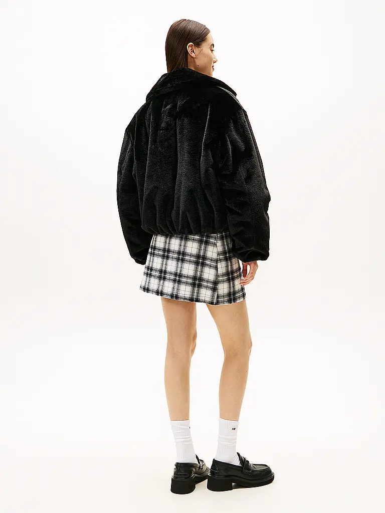 TOMMY JEANS | Blouson in Felloptik | 