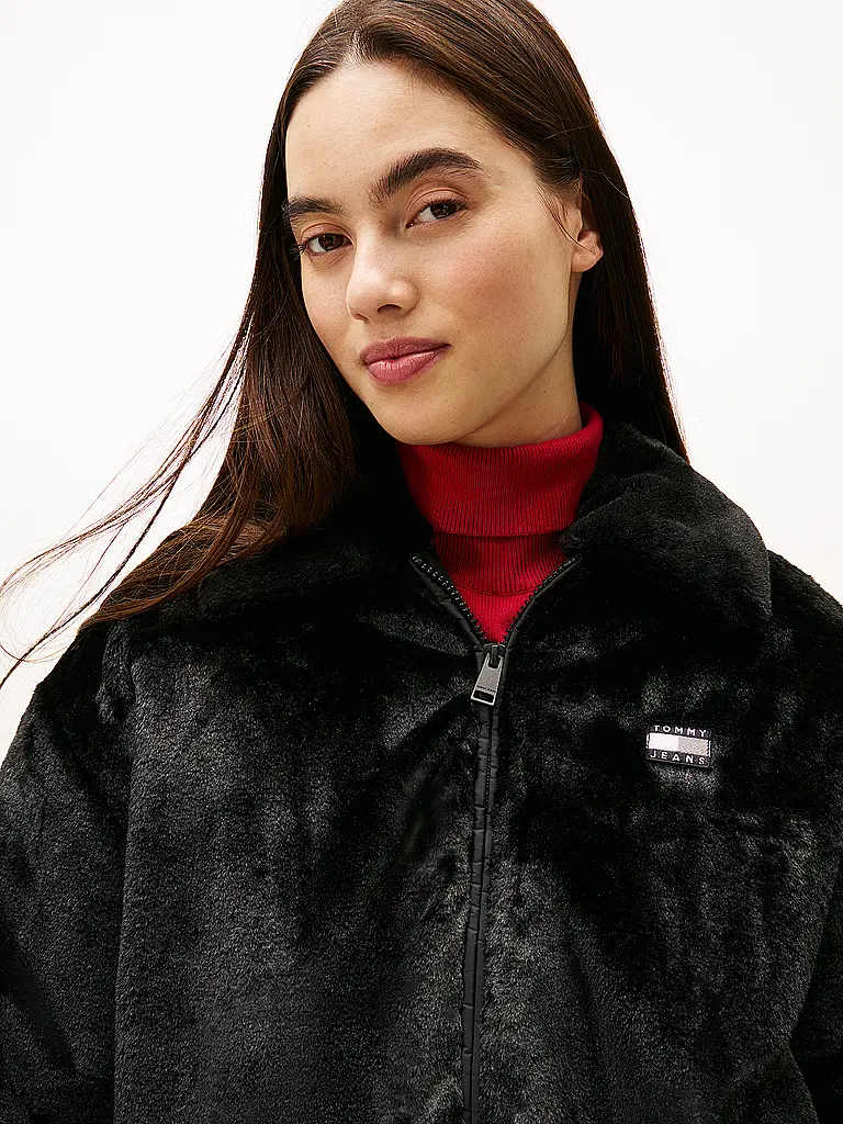 TOMMY JEANS | Blouson in Felloptik | 