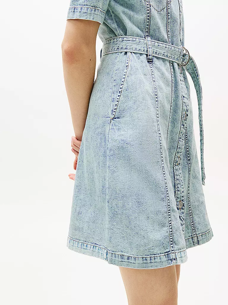 TOMMY JEANS | Kurzkleid | hellblau