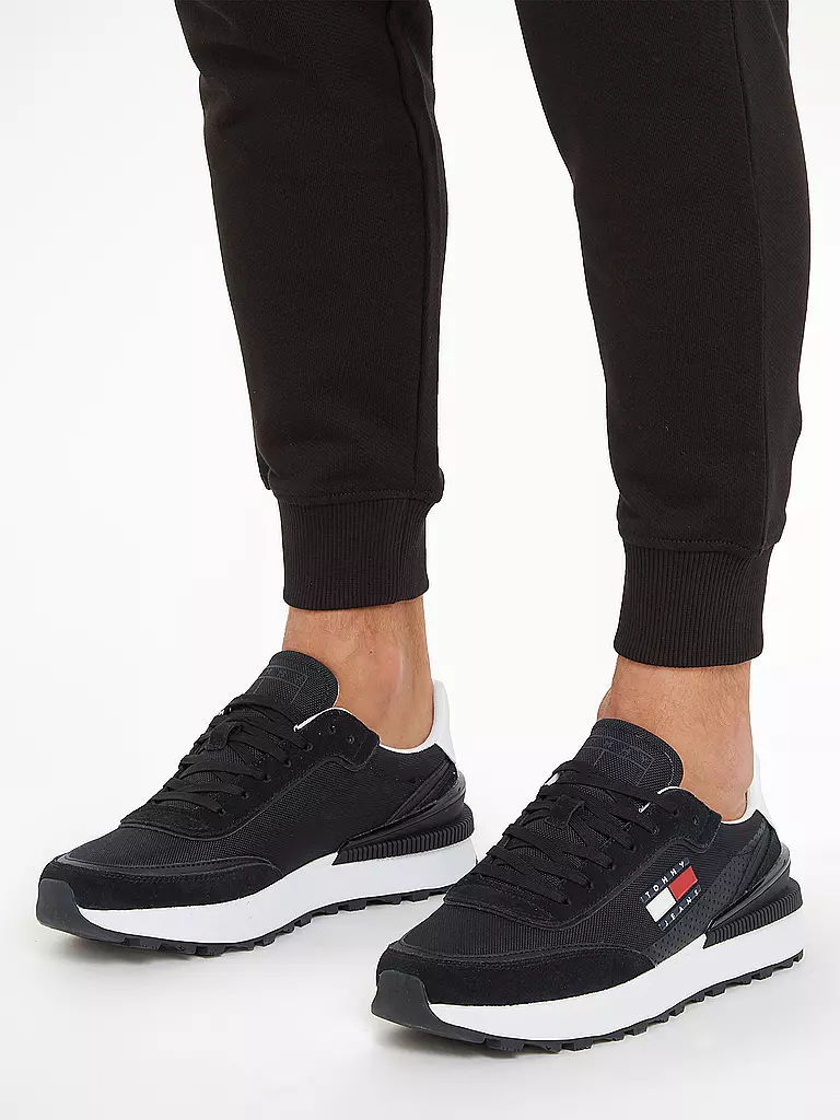 TOMMY JEANS | Sneaker | schwarz