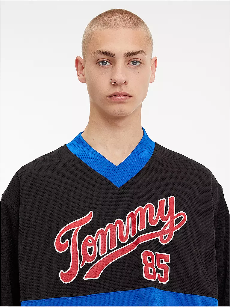 TOMMY JEANS | Sweatshirt | schwarz