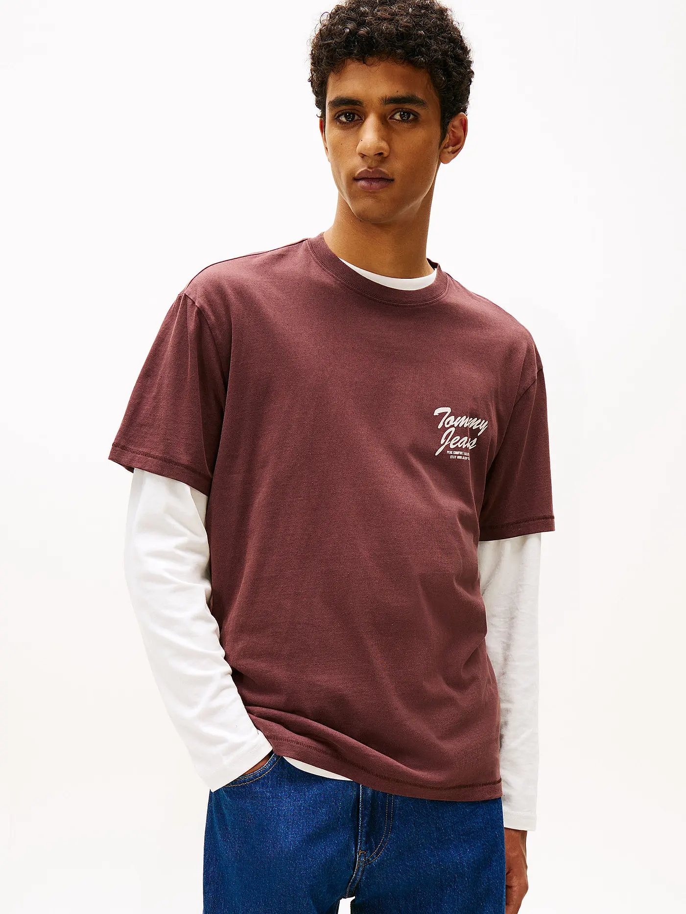 TOMMY JEANS | T-Shirt  | braun