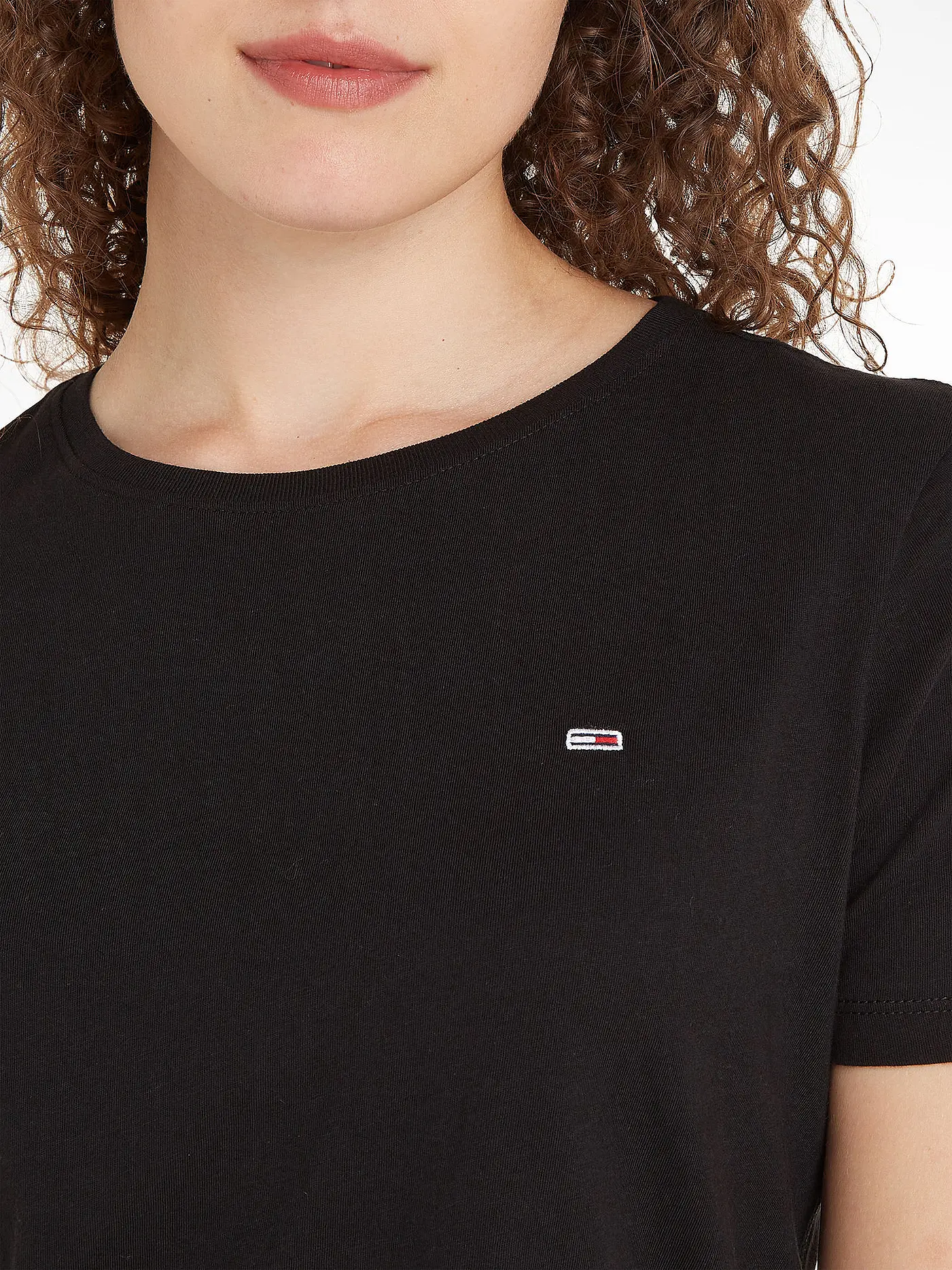 TOMMY JEANS | T-Shirt  | schwarz
