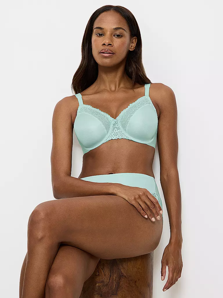 TRIUMPH | Minimizer BH Ladyform Soft Crystal Blue | beige