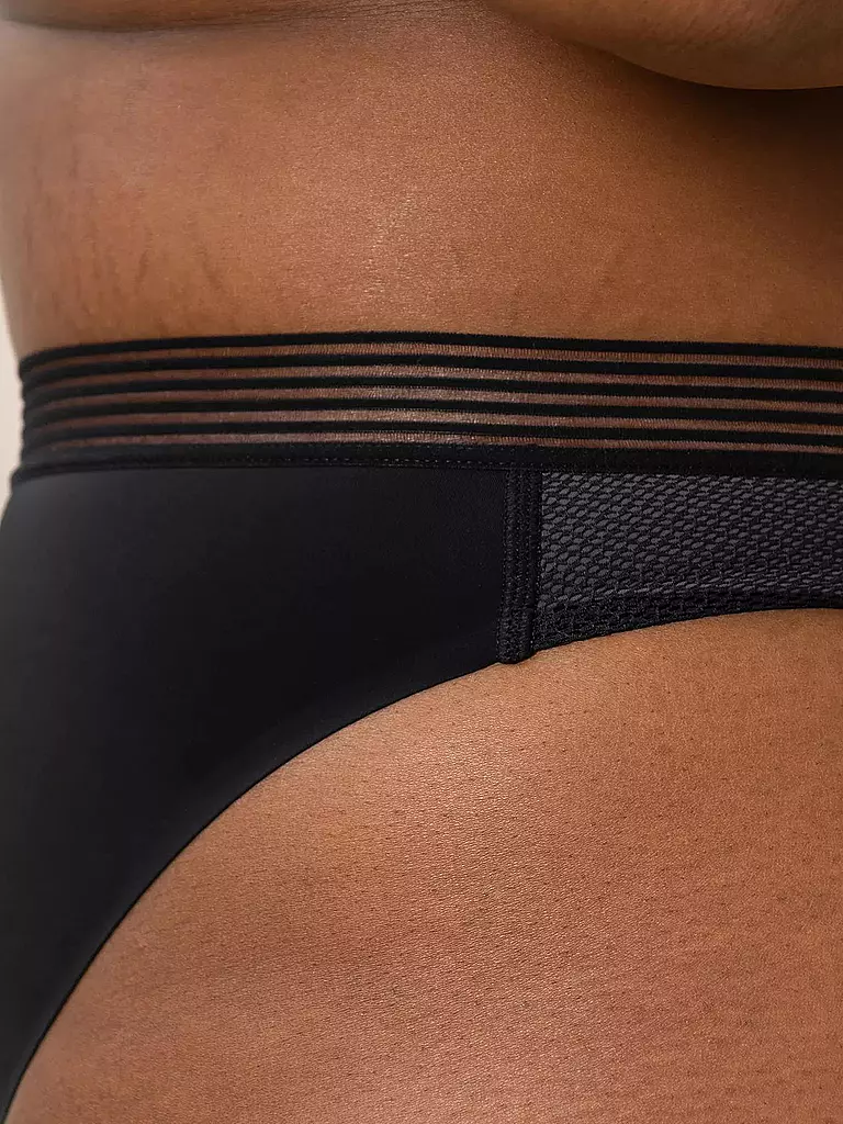 TRIUMPH | Tai-Slip "Infinite Sensation" (Schwarz) | schwarz