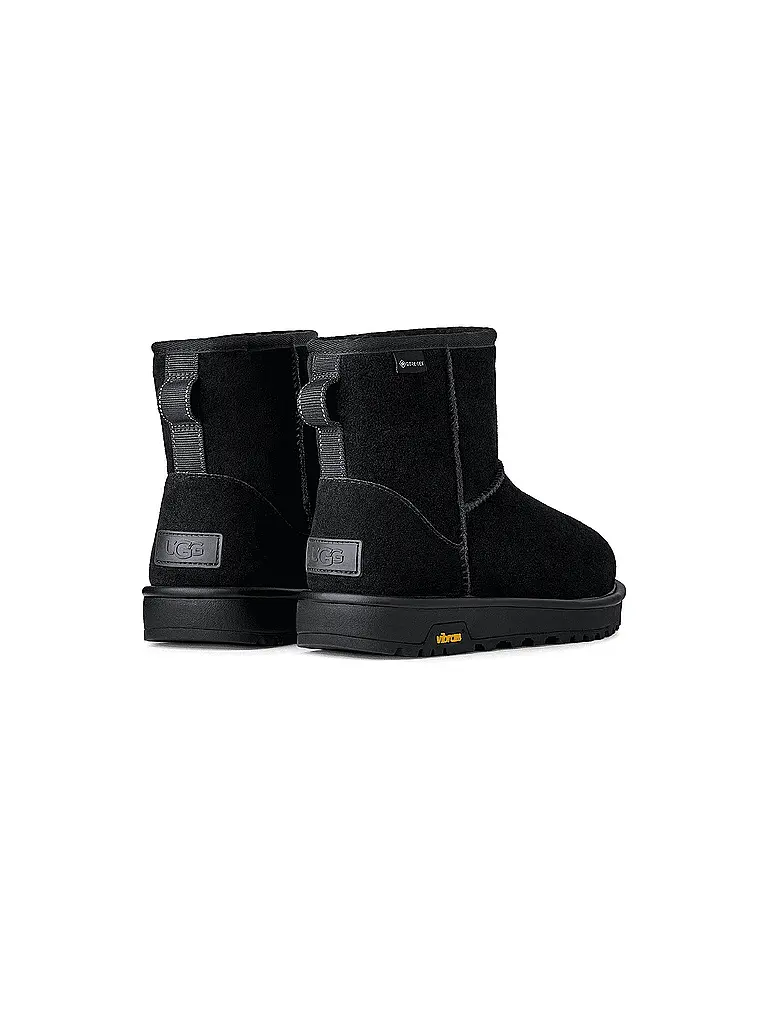 UGG | Boots CLASSIC MINI GTX | schwarz