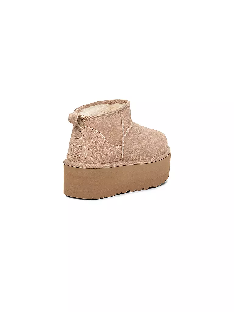 UGG | Snowboots CLASSIC ULTRA MINI | schwarz