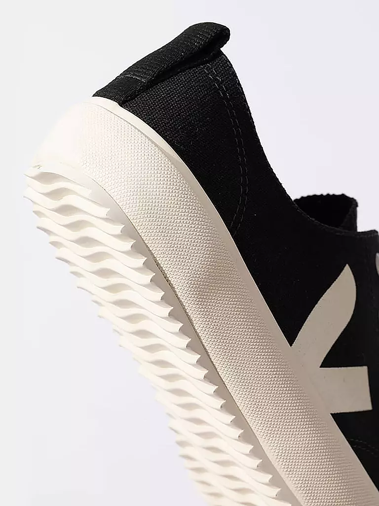 VEJA | Sneaker NOVA | schwarz